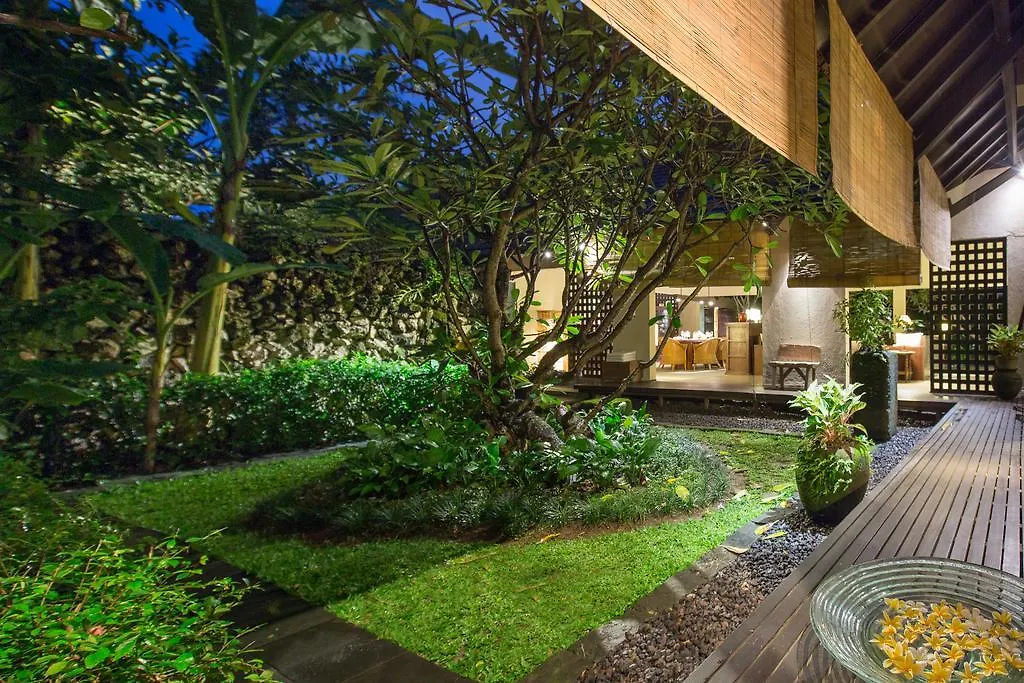 Villa Roku By Nagisa Bali Seminyak Indonesien